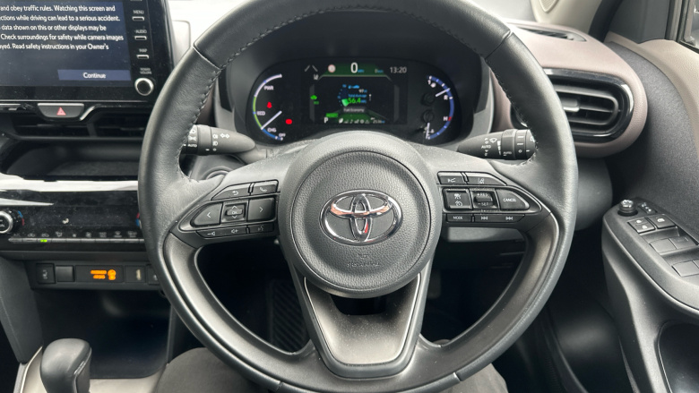 Toyota Yaris Cross 1.5 Hybrid Excel 5dr CVT Hybrid Estate